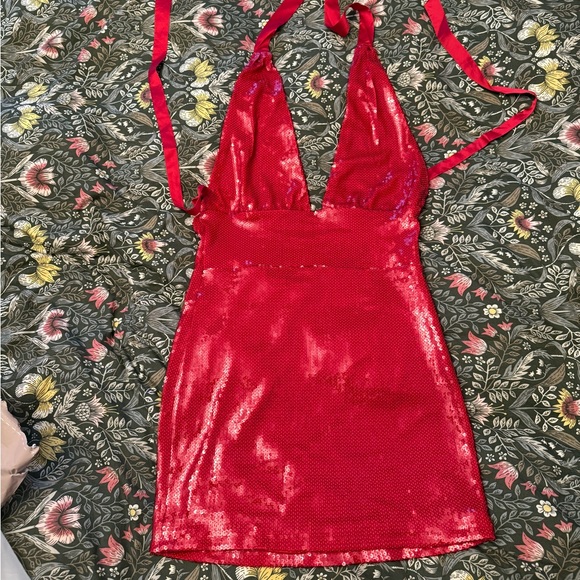 Meshki Carleigh red sequin halter dress - Picture 2 of 8